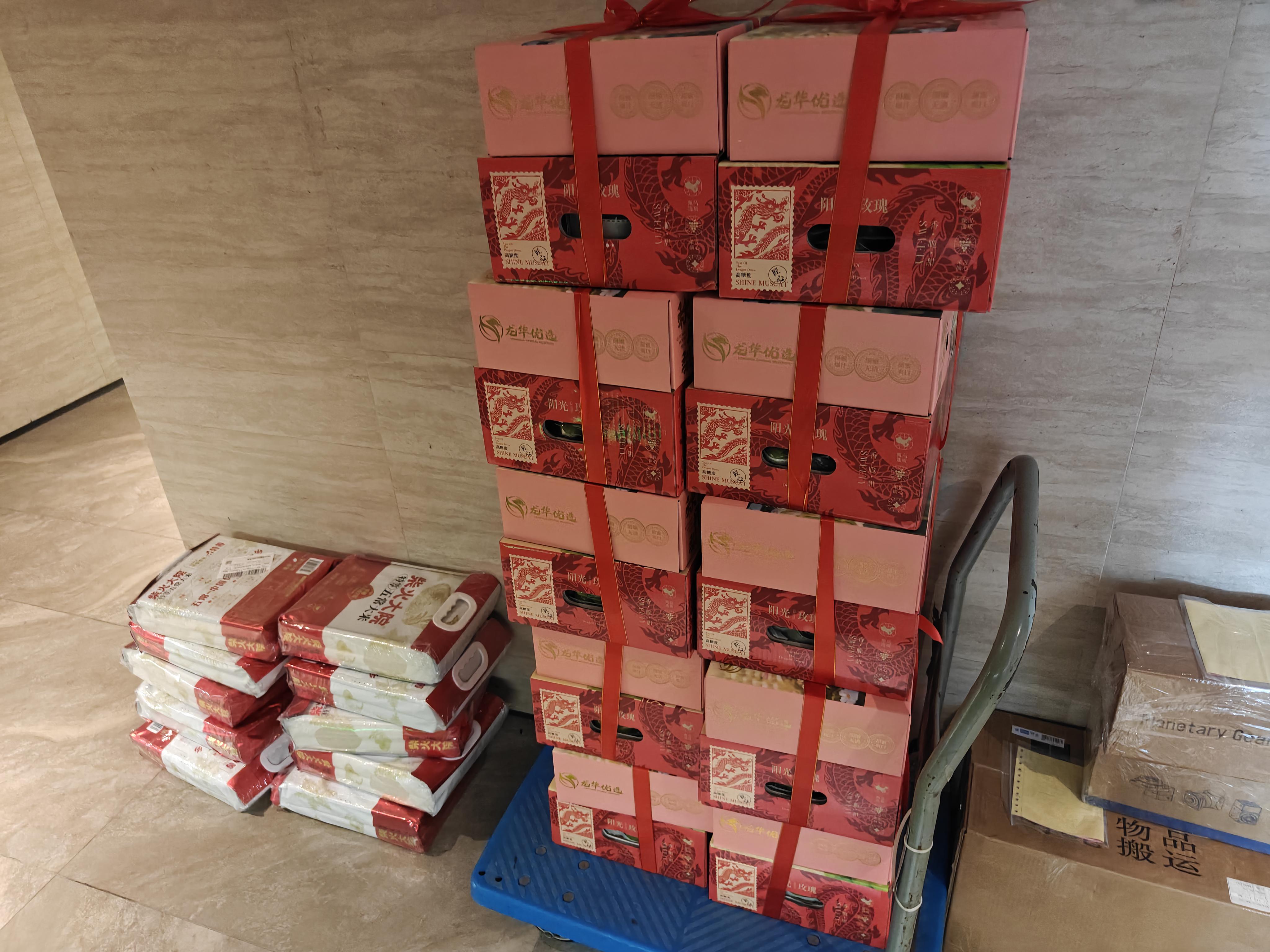 宣逸自动化双节福利发放，温暖员工家庭餐桌